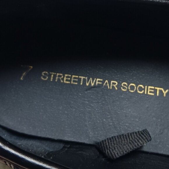 Streetwear Society Black Chunky Loafers Gold Chain Slip-On Lug  Heels Size 7 - Picture 11 of 12